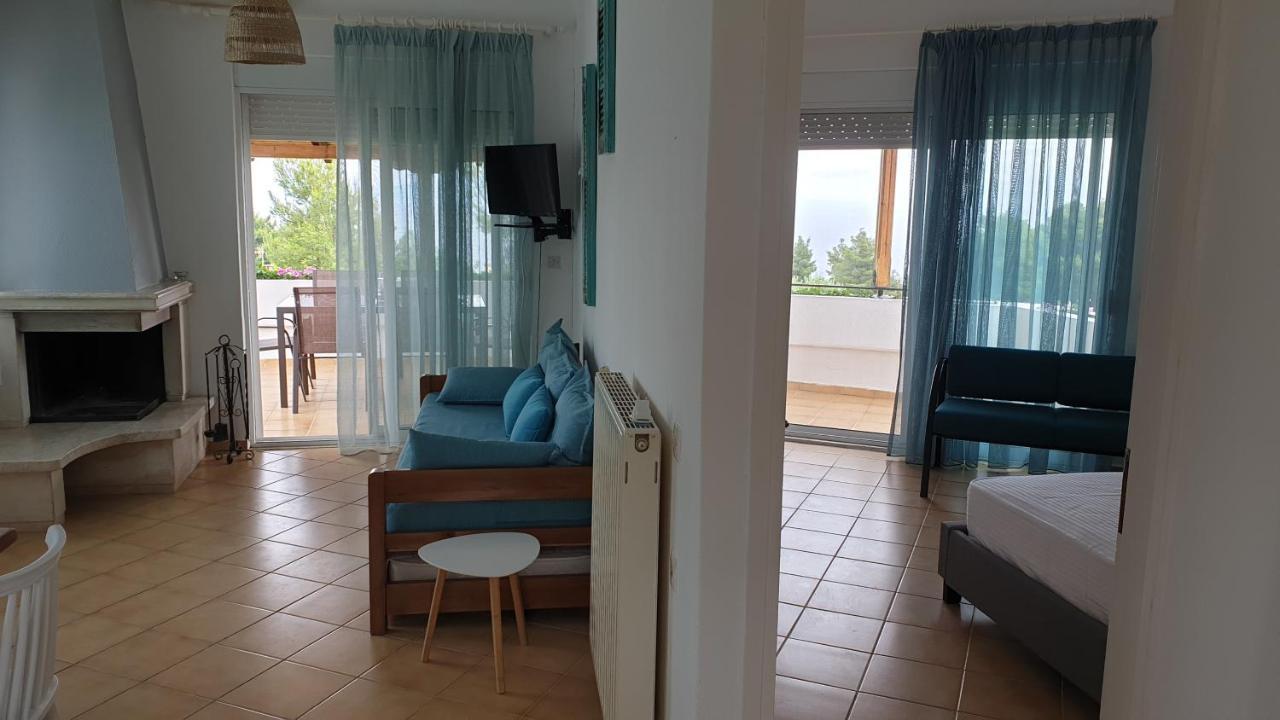 Amparoudes Appartement *
